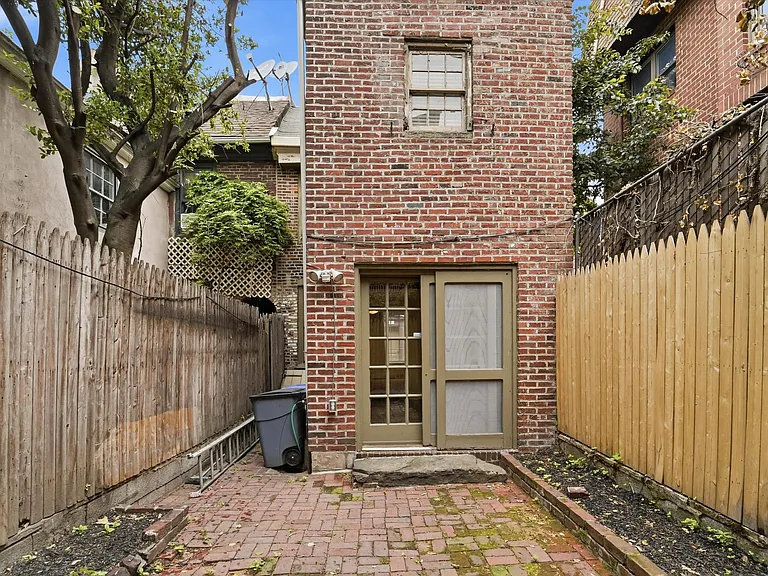 108 Elfreths Aly — Photo 14
