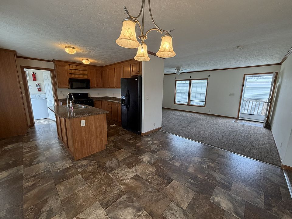 1st image of 29482 Vinewood Ln #276