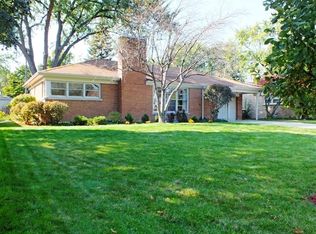 832 S Highland Ave, Arlington Heights, IL