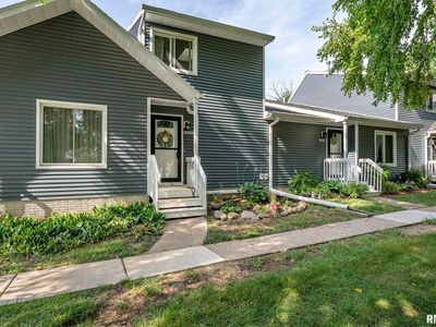 3342 N Willow Ct, Bettendorf, IA, 52722