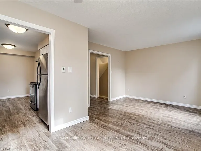 957 Fairbanks Rd — Photo 13