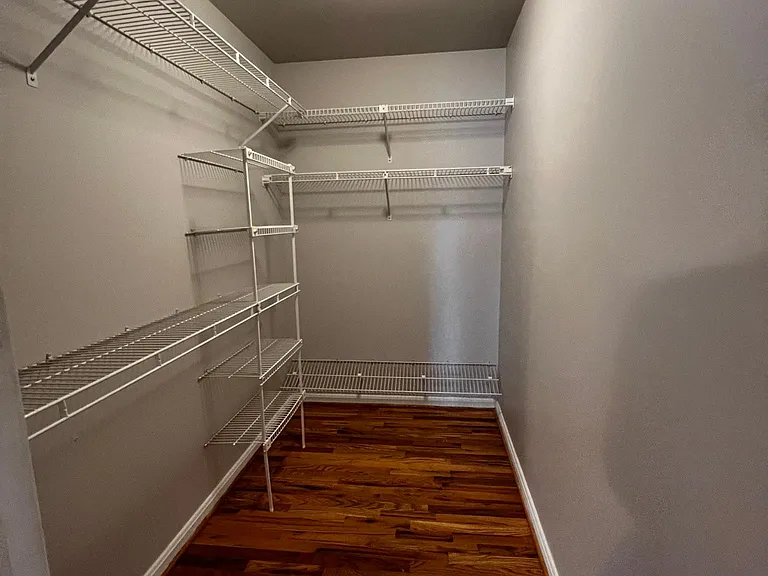 1100 Stowbridge Ln — Photo 27