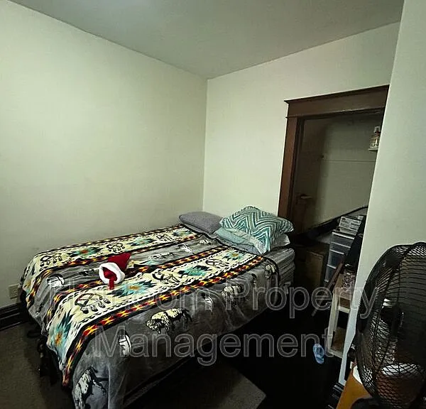 1209 N 16th St #UPPER — Photo 8