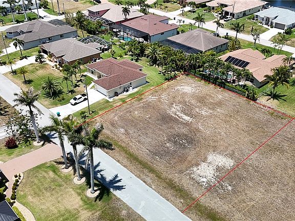 3rd image of 2315 SW 50th Ln