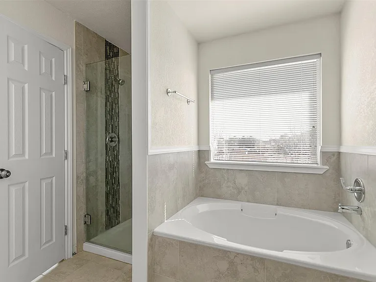 14106 Kinsbourne Ln — Photo 16