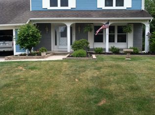 915 Carnation Dr, Wapakoneta, OH 45895
