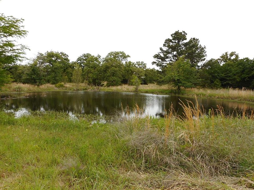 1st image of 134 Cricket Hollow Ln