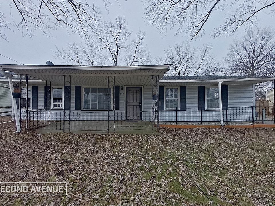 1st image of 689 Lucille Dr