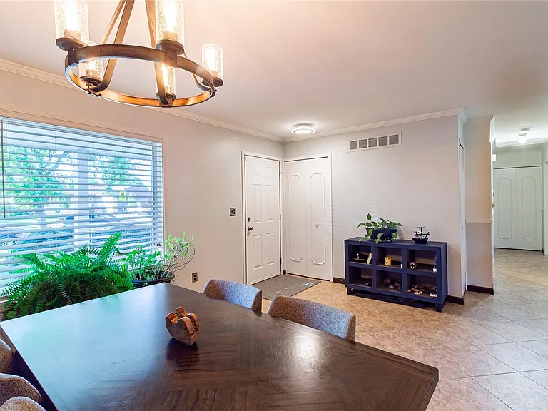 4300 Connie Dr — Photo 3