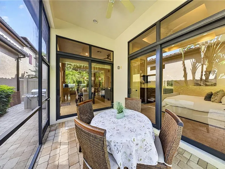 7890 Allende Ln — Photo 31