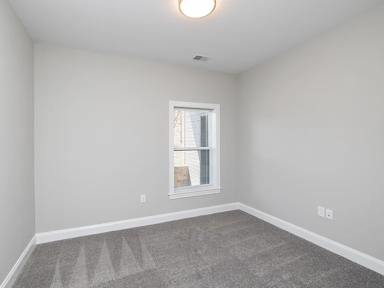 2 Bedroom: Secondary Bedroom