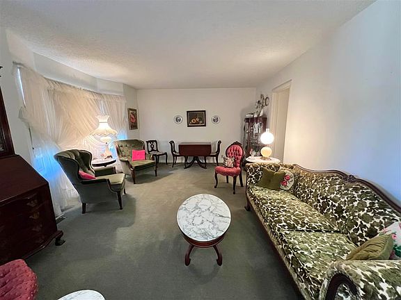 5th image of 1003 N Brookwood Dr