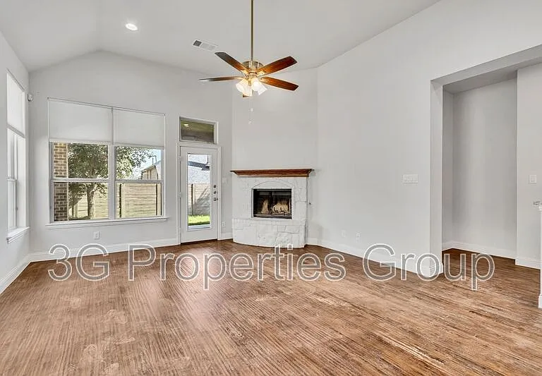 120 Lilypad Bnd — Photo 15