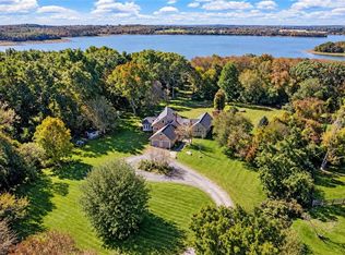 51 Burchard Ave, Little Compton, RI 02837