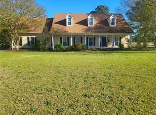 352 Saddlebred Ln, Raeford, NC 28376