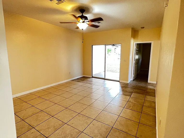 624 Hancock Bridge Pkwy #1 — Photo 6