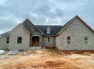1903 Rivers Edge Dr, Cookeville, TN 38506