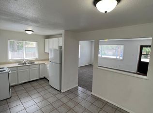 617 E Hills Rd, Colorado Springs, CO 80909