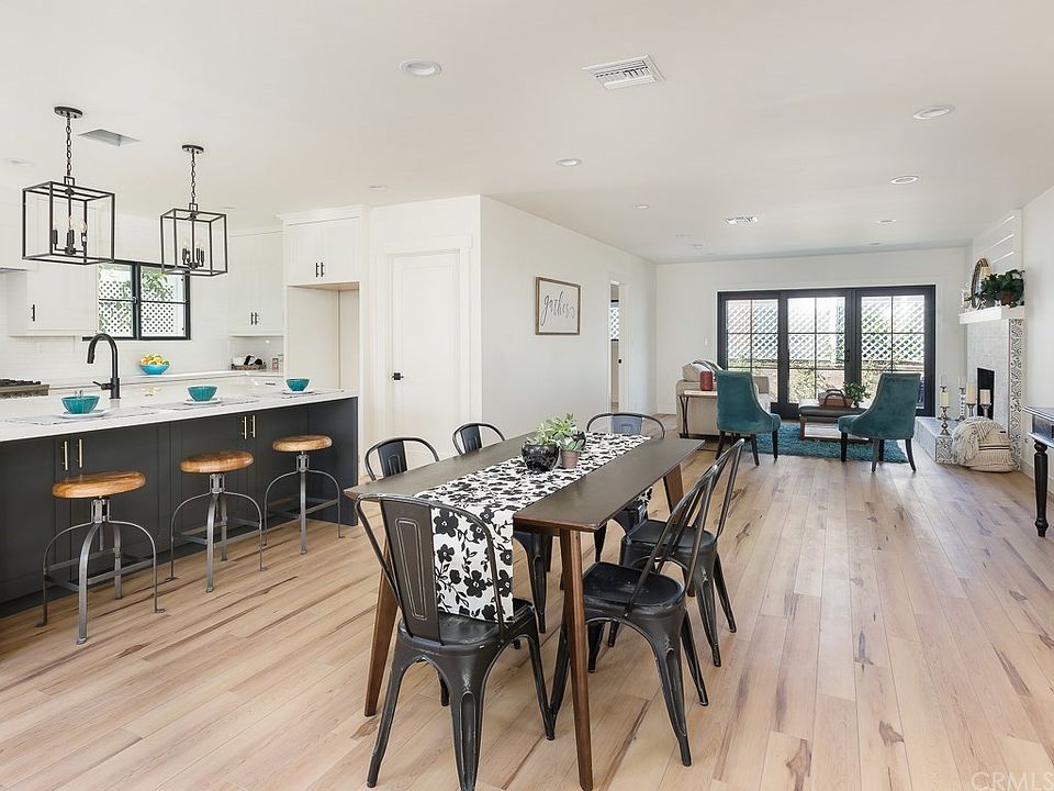 1st image of 513 Avenue F