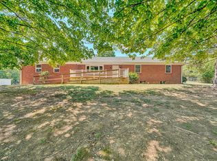 2047 Botetourt Rd, Fincastle, VA 24090