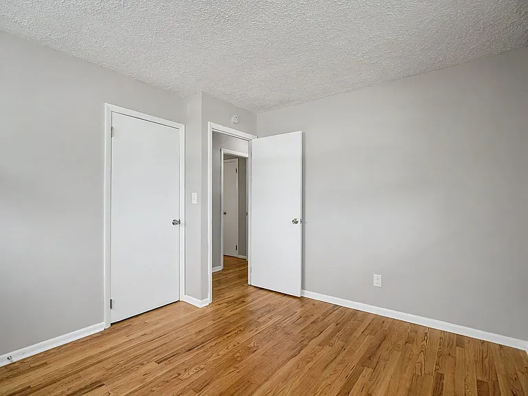 12116 Wincanton Dr — Photo 26
