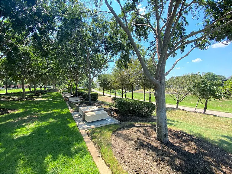 20916 Sunrise Pine View Ln — Photo 38