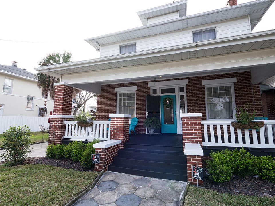 1st image of 2342 College St