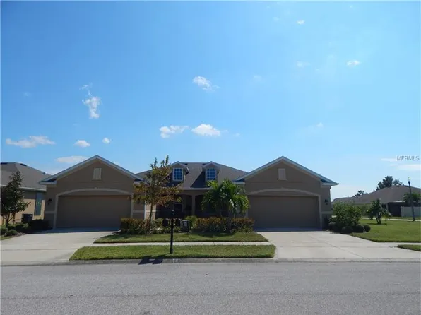 2150 Parrot Fish Dr, Holiday, FL 34691