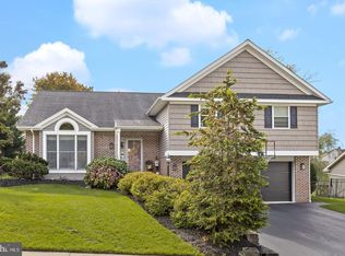 40 Steeple Ct, Reinholds, PA