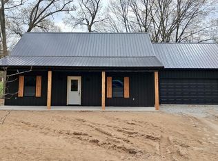 4021 E Porter St, Demotte, IN 46310