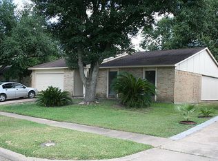 17526 Autumn Hills Dr, Houston, TX 77084