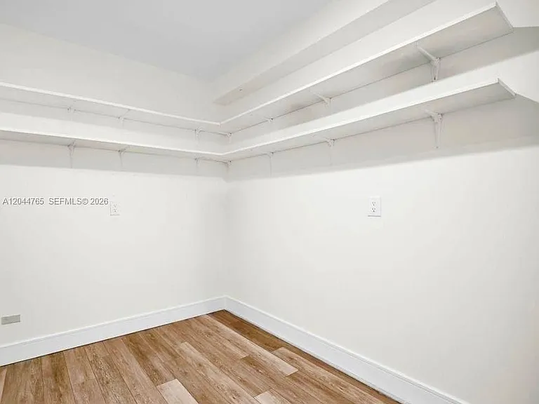 1705 Whitehall Dr #403 — Photo 11