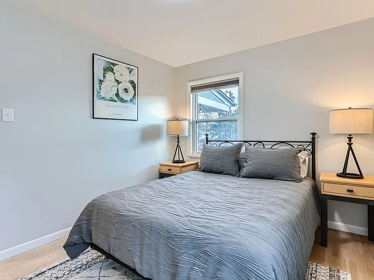 1250 E Amherst Ave — Photo 3