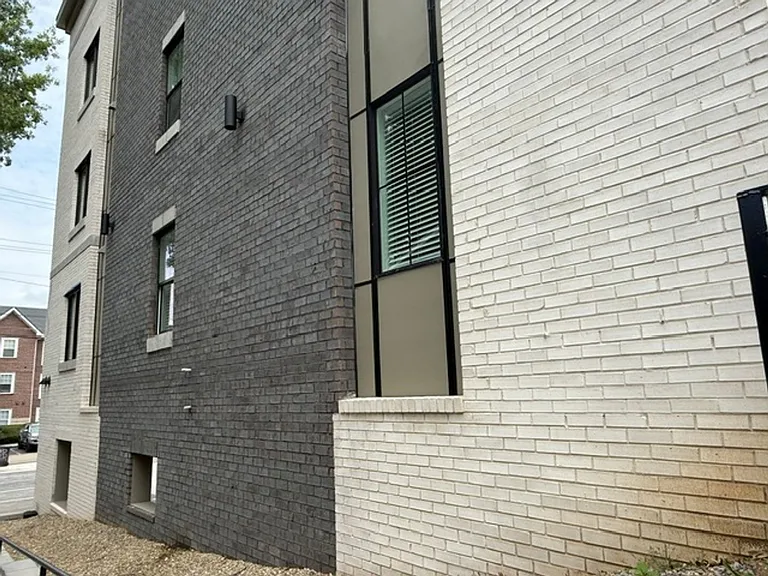 2209 Highland Ave — Photo 26