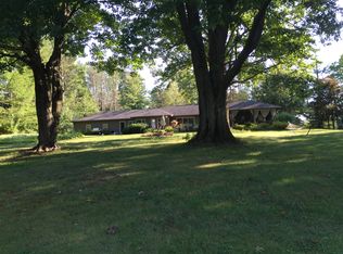 3324 S Creek Rd, Hamburg, NY 14075