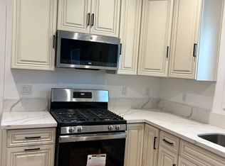 9313 El Dorado Ave, Sun Valley, CA 91352