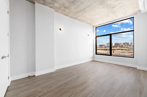 Rented by REAL New York | media 22