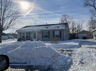 1103 31st St NE, Cedar Rapids, IA 52402