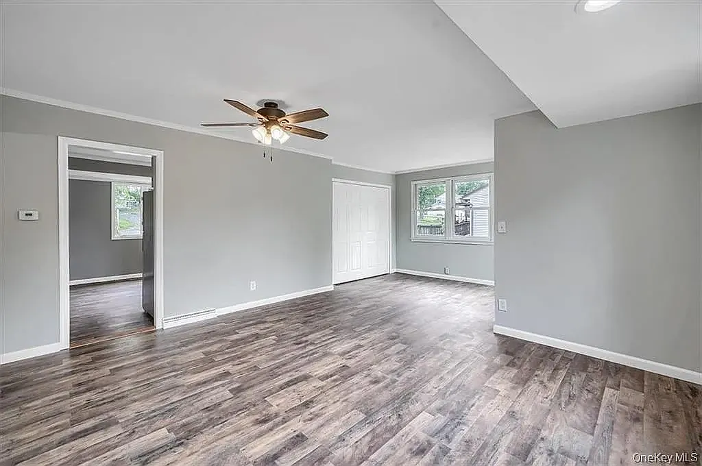 4 Revere Rd — Photo 4