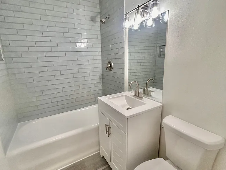 4217 Wycliff Ave #1BDDC — Photo 3