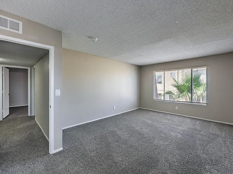1481 Living Desert Dr #B — Photo 11