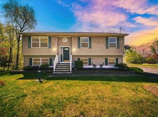 75 Booth Blvd W, Wappingers Falls, NY 12590