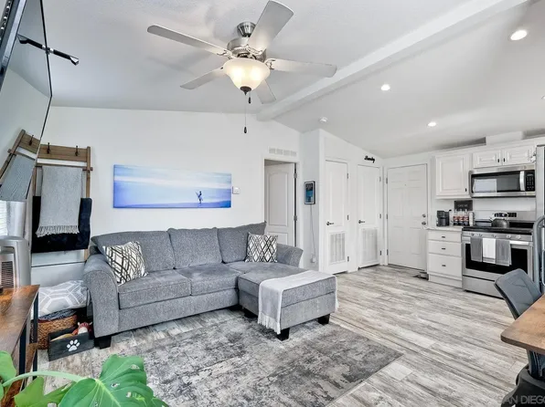 1549 N Vulcan Ave Space 4, Encinitas, CA 92024