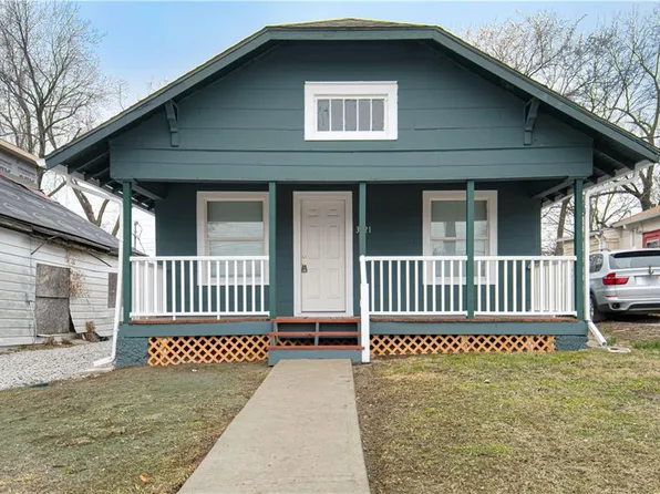 3021 Farrow Ave, Kansas City, KS 66104
