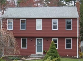 6 Tillotson Rd, Hopedale, MA 01747