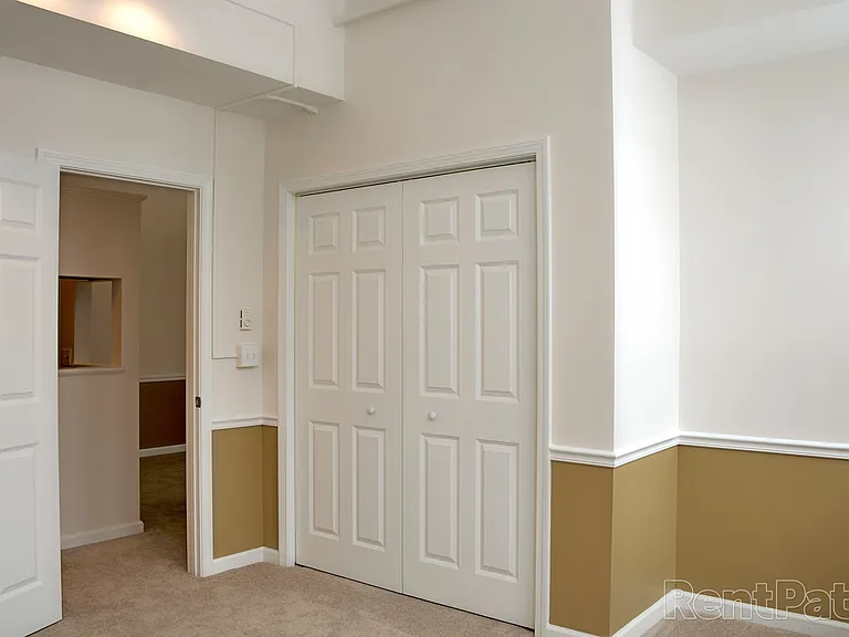 72 Maple Street — Photo 34