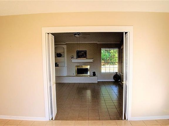 5th image of 1607 Trail Glen Ct