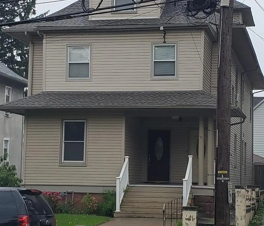 71 Aycrigg Ave #A
