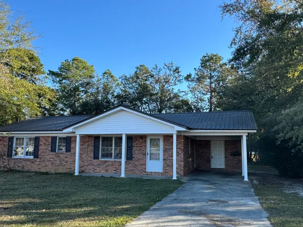 40 Hickory St, Metter, GA 30439