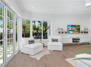 (Undisclosed Address), Miami Beach, FL 33140